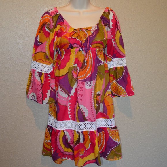 Trina Turk Other - Sz XS Trina Turk Pink Retro Floral Beach Coverup